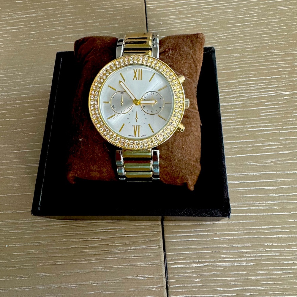 Elegant Gold and Silver Women's Watch